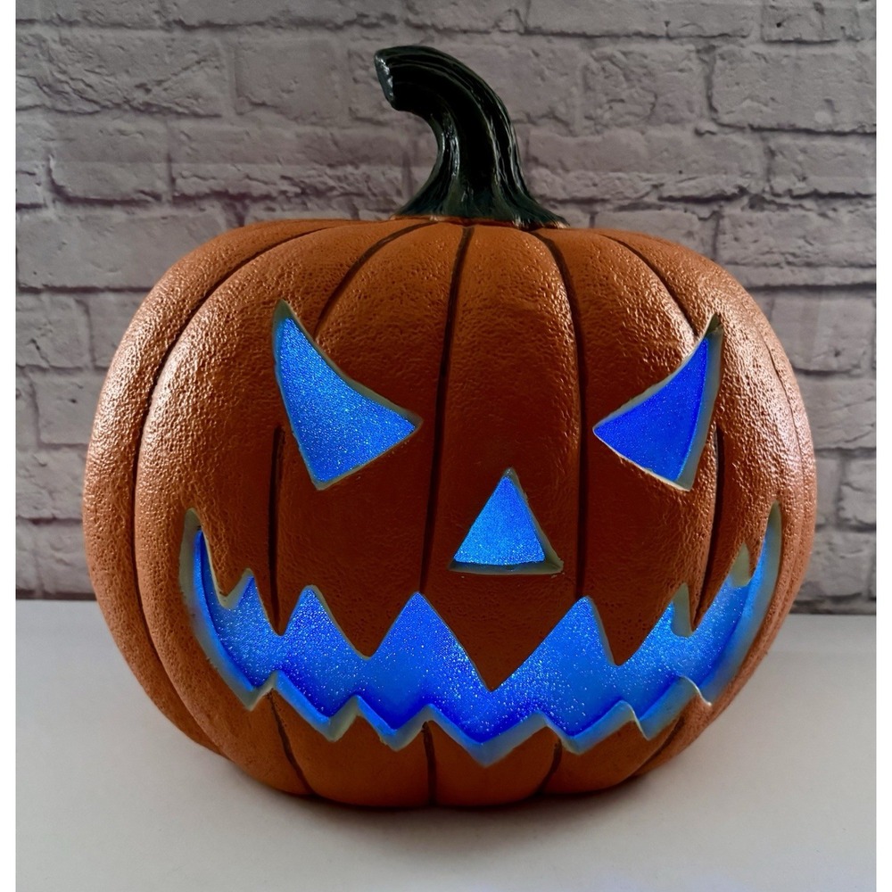 Seasonal Visions INTL  18"X17" Color Changing  Evil Laugh Halloween Pumpkin EUC